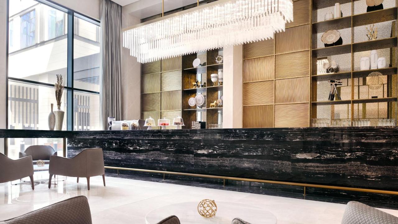 Holiday Inn Dubai Al-Maktoum Airport By Ihg Εξωτερικό φωτογραφία
