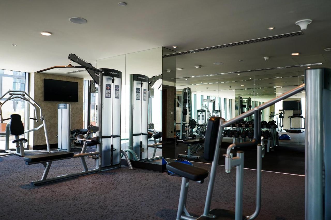 Holiday Inn Dubai Al-Maktoum Airport By Ihg Εξωτερικό φωτογραφία