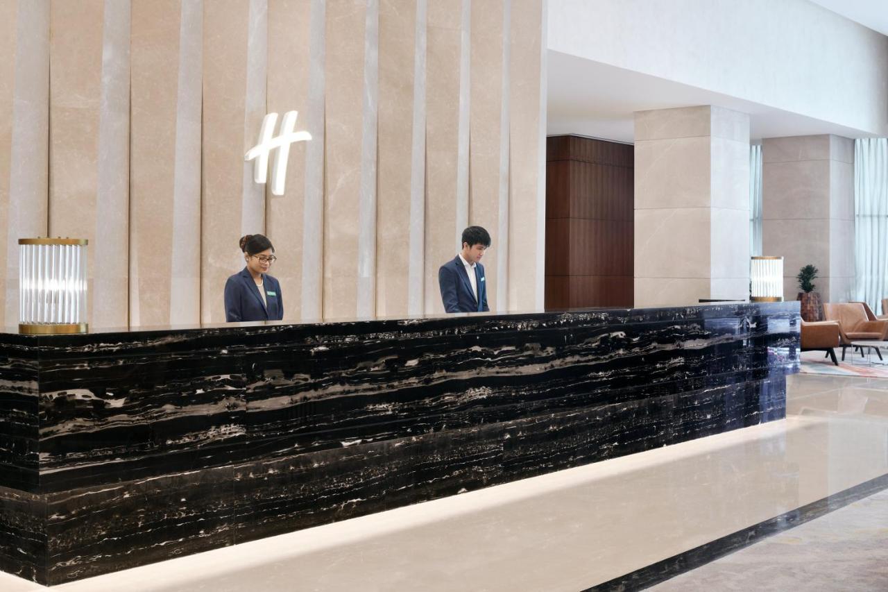 Holiday Inn Dubai Al-Maktoum Airport By Ihg Εξωτερικό φωτογραφία