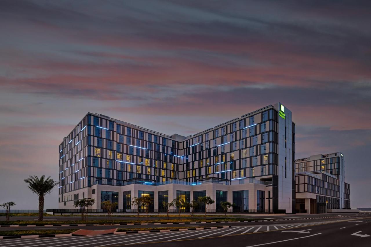 Holiday Inn Dubai Al-Maktoum Airport By Ihg Εξωτερικό φωτογραφία